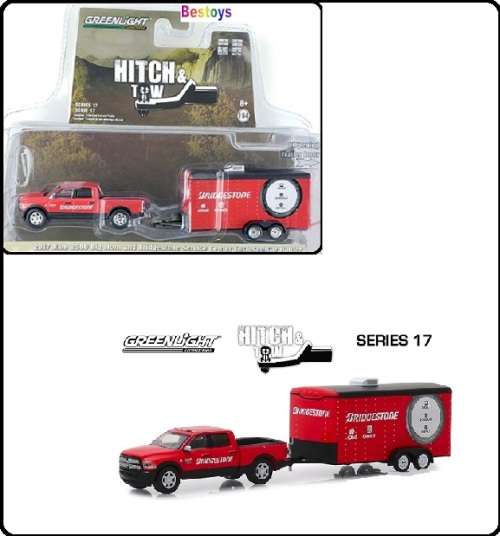 Greenlight Diecast Model Car Set Hitch & Tow Dodge RAM 2500 Bighorn Pickup 2017 & Service Centre Enc
