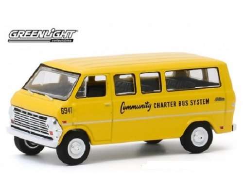 Greenlight Diecast Model Car Exclusive Ford Club Wagon 1968 `Community Charter Bus` 1/64 scale new