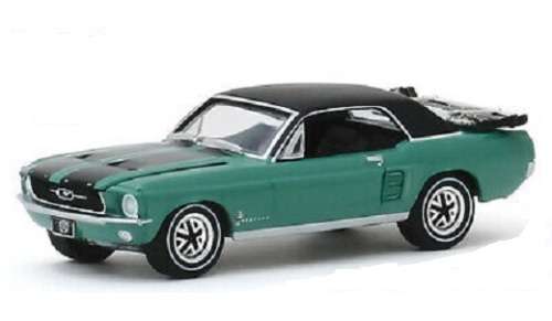 Greenlight Diecast Model Car Exclusive Ford Mustang Ski Country Special 1967 + Skis 1/64 scale new