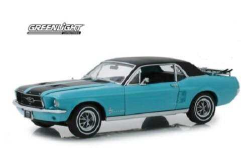Greenlight Diecast Model Car Exclusive Ford Mustang Ski Country Special 1967 + Skis 1/64 scale new