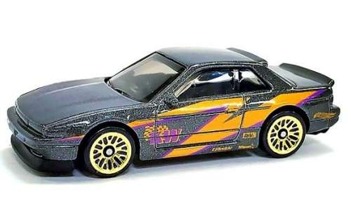 Hotwheels Hot Wheels Diecast Model Car 2020 111 / 250 Nissan Silvia S 13 S13 Speed Graphics 1/64 sca