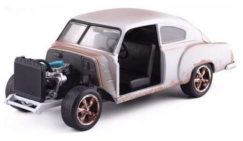 JADA Diecast Model Car Chevy Chevrolet Fleetline Dom Fast & Furious Movie Film TV 1/32 scale new