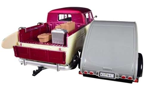 Motormax Motor Max Diecast Model Car 79673 VW Volkswagen Kombi T 1 T1 Double Cab Pickup + Camper Tra