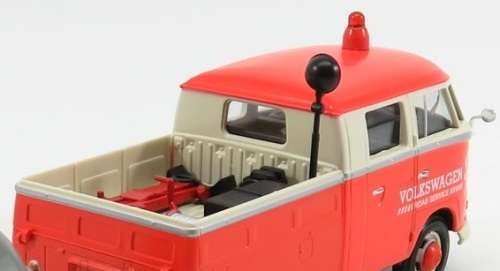 Motormax Motor Max Diecast Model Car 79674 VW Volkswagen Kombi T 1 T1 Double Cab Pickup + Trailer Ro
