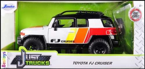 JADA Diecast Model Car 31596 Trucks Toyota FJ Cruiser 1/24 scale new in pack
