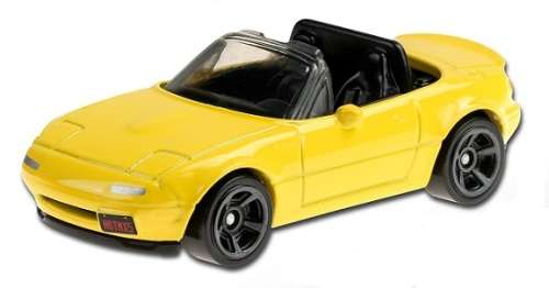 Hotwheels Hot Wheels Diecast Model Car 2020 208 / 250 Mazda MX 5 MX5 Miata 1991 Roadsters 1/64 scale