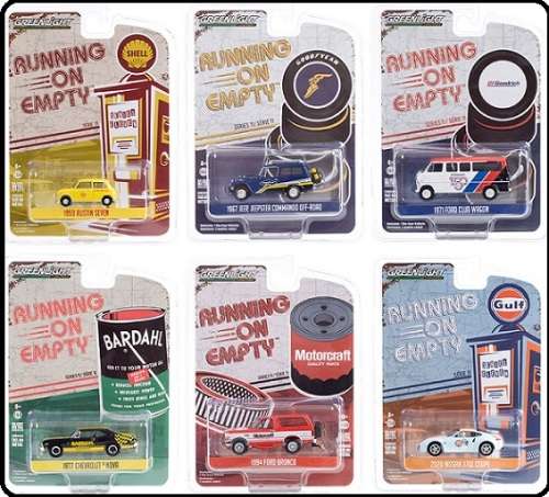 Greenlight Diecast Model Car Running on Empty Ford Club Wagon 1971 "BF Goodrich 150 yrs" Anniv 1/64