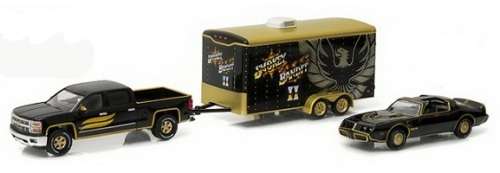 Greenlight Diecast Model Car Set Hollywood Hitch Chevy Silverado + Pontiac Trans Am + Trailer Smokey
