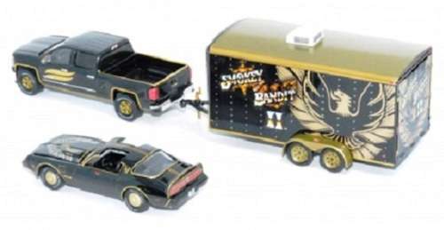 Greenlight Diecast Model Car Set Hollywood Hitch Chevy Silverado + Pontiac Trans Am + Trailer Smokey