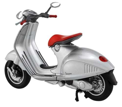 Welly Diecast Model Scooter Vespa 946 2014 1/18 scale new in pack