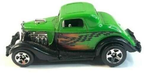 Hotwheels Hot Wheels Diecast Model Car 2001 No 196 Ford 3 window 1934 1/64 scale new in pack