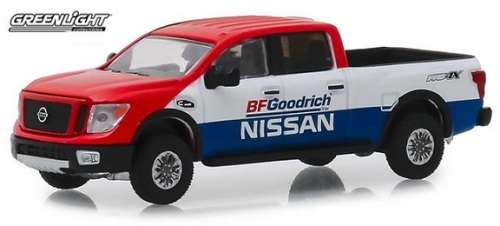 Greenlight Diecast Model Car Tokyo Torque Nissan Titan XD Pro x4 Pickup 2018 1/64 scale new in pack