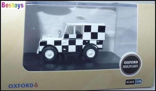 Oxford Diecast Model Car LAN180009 Land Rover Series 1 80" 80 inch Canvas back RAF Tripoli Rescue Mi