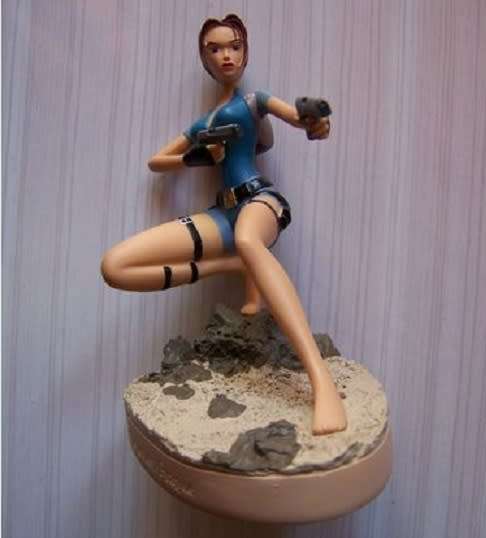 Movie Film Tomb Raider Angelina Jolie Lara Croft Figure Figurine new in pack