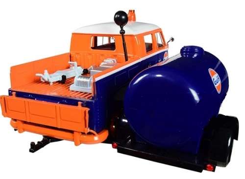 Motormax Motor Max Diecast Model Car 79610 VW Volkswagen Kombi T 1 T1 Double Cab Pickup + TrailerGul