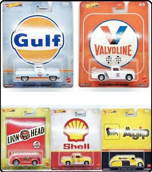 Hotwheels Hot Wheels Diecast Model Car Pop Culture Fuel Chevy Silverado Pickup 1983 "Gulf" 1/64 scal