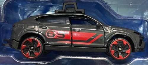 Majorette Diecast Model Car Tune Ups Lamborghini Urus + body kit + decals 1/64 scale new in pack