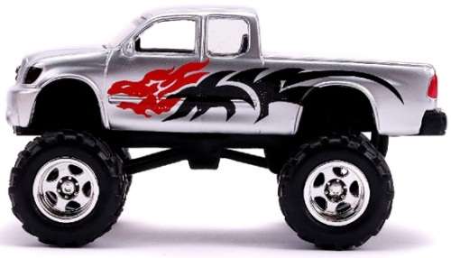 JADA Diecast Model Car Trucks Series Toyota Tundra Pickup 2006 1/64 scale new in pack