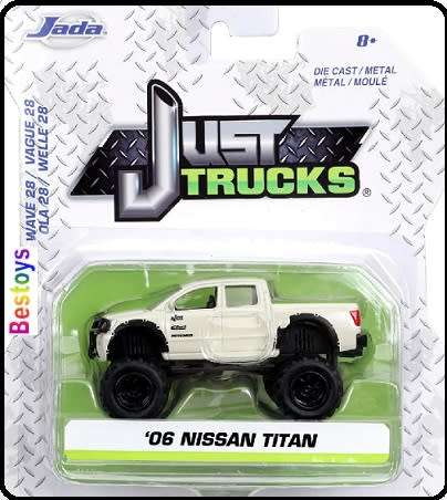 JADA Diecast Model Car Trucks Series Nissan Titan Pickup 2006 1/64 scale new in pack