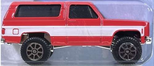 Maisto Diecast Model Car Chevy Chevrolet Blazer K 5 K5 1979 1/64 scale new in pack