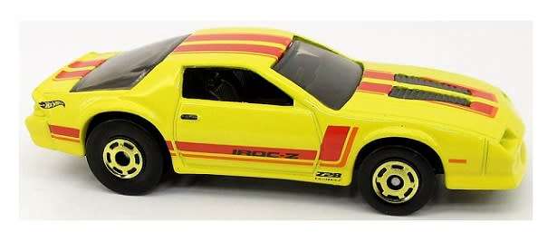 Hotwheels Hot Wheels Diecast Model Car Flying Customs Chevy Chevrolet Camaro IROC Z 1985 1/64 scale