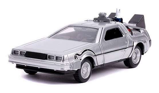 JADA Diecast Model Car 30541 Hollywood Delorean Time Machine Back to the Future 2 Movie Film TV 1/32