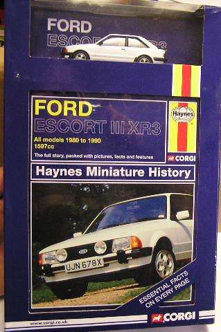 Corgi Hornby Vanguards Car Ford Escort 3 XR 3 1/43 scale + Haynes pictorial history book ,new in box