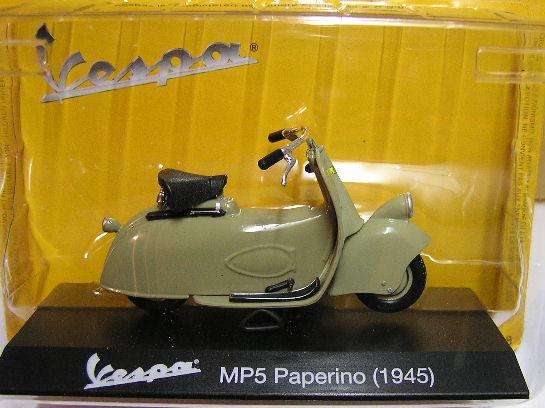 Vespa Diecast Model Scooter Collection MP5 MP 5 Paperino 1945 , 1/18 scale , new in blister pack