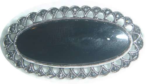 VINTAGE STERLING SILVER BROOCH WITH ONYX AND MARCASITES