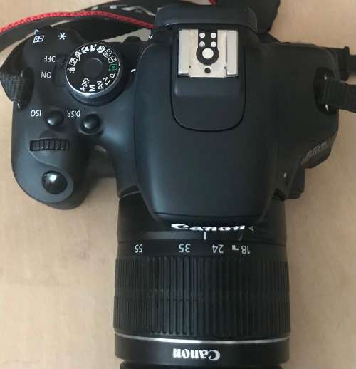 CANON EOS 600d WITH 18-55mm 1:3,5-5.6 III IN GOOD WORKING CONDITION