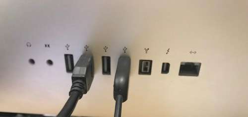 APPLE IMAC MID 2011 21.5 INCHES CORE I5 4GB 500GB WITH WIRLESS KEYBOARD AND MOUSE