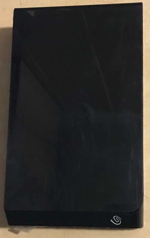 SEAGATE BACKUP PLUS 10TB - IN EXCELLENT WORKING CONDITION