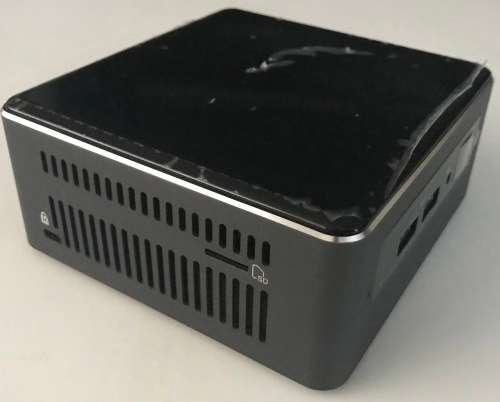 NUC 7I5BNH MINI PC I5 7TH GEN 8GB RAM 256 SSD IN EXCELLENT WORKING CONDITION