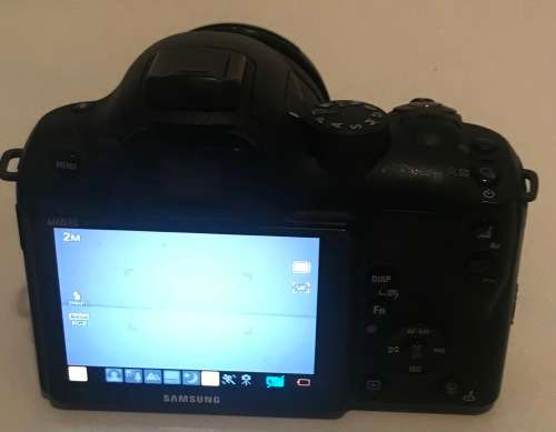 Samsung NX10 Camera with 18-55 OIS LENSin excellent condition-10% OFF