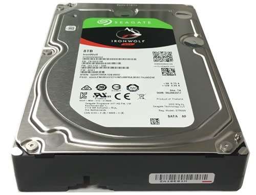 Seagate Ironwolf Nas 8TB ST8000VN004 3.5` - New Sealed