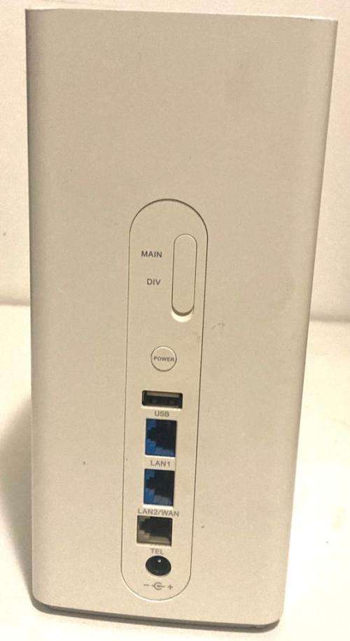 Huawei B618s-22d Router - Support 4G LTE  ALL NETWORK with excellent condition