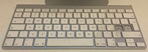 iMac Slim (21.5-inch, Late 2013) 2.7GHz Quad -Core Intel Core I5 8gb 1TB Hdd Magic Mouse & Keyboard