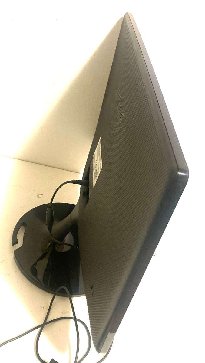 SAMSUNG SCREEN S22A100N 22` gOOD wORKING cONDITION