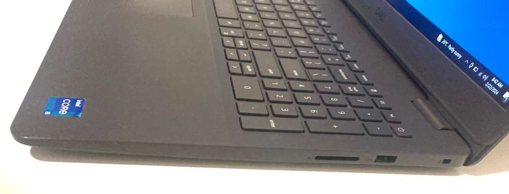 Dell VOSTRO 3500 15.6` i5 11th Gen 8gb ram 256GB SSD + 1TB HDD Good Working Condition