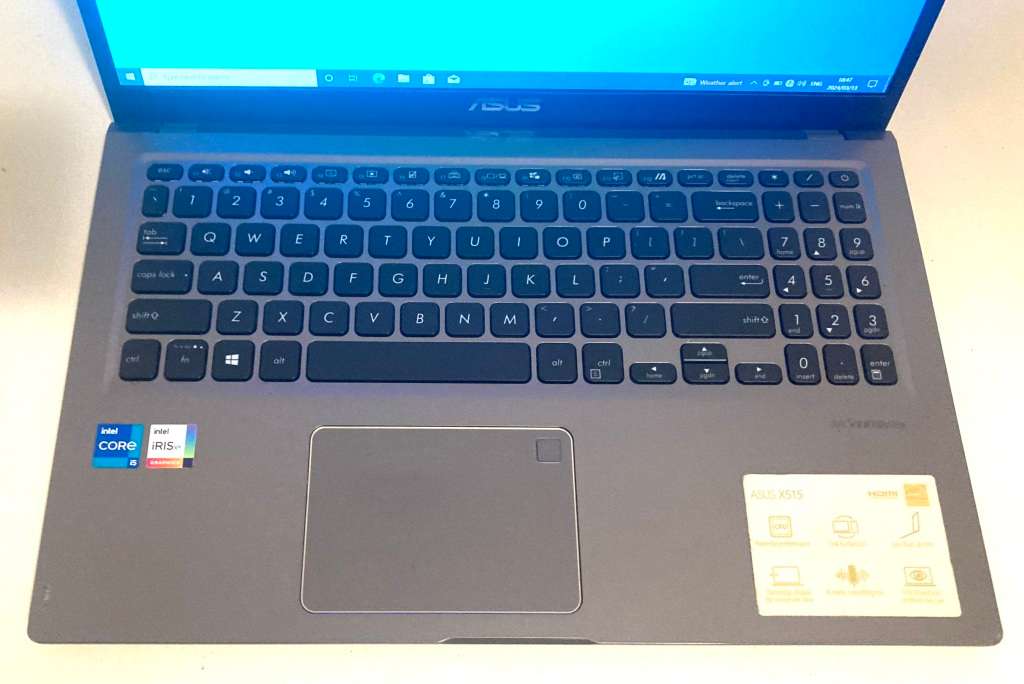 Asus VivoBook X515EA_P1511CEA i5 11th Gen 16gb Ram 512gb NVMe SSD Good Working Condition