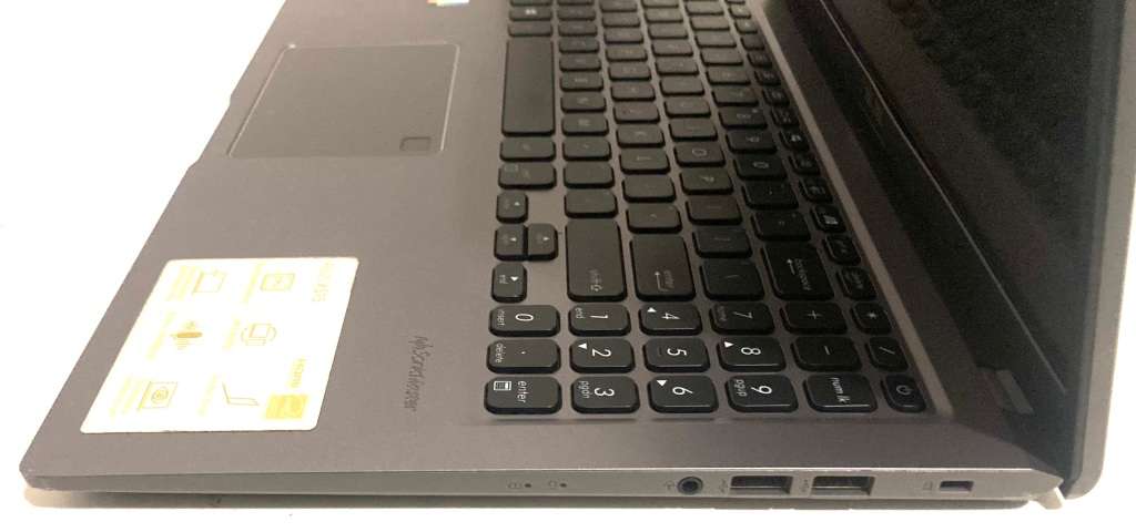 Asus VivoBook X515EA_P1511CEA i5 11th Gen 16gb Ram 512gb NVMe SSD Good Working Condition