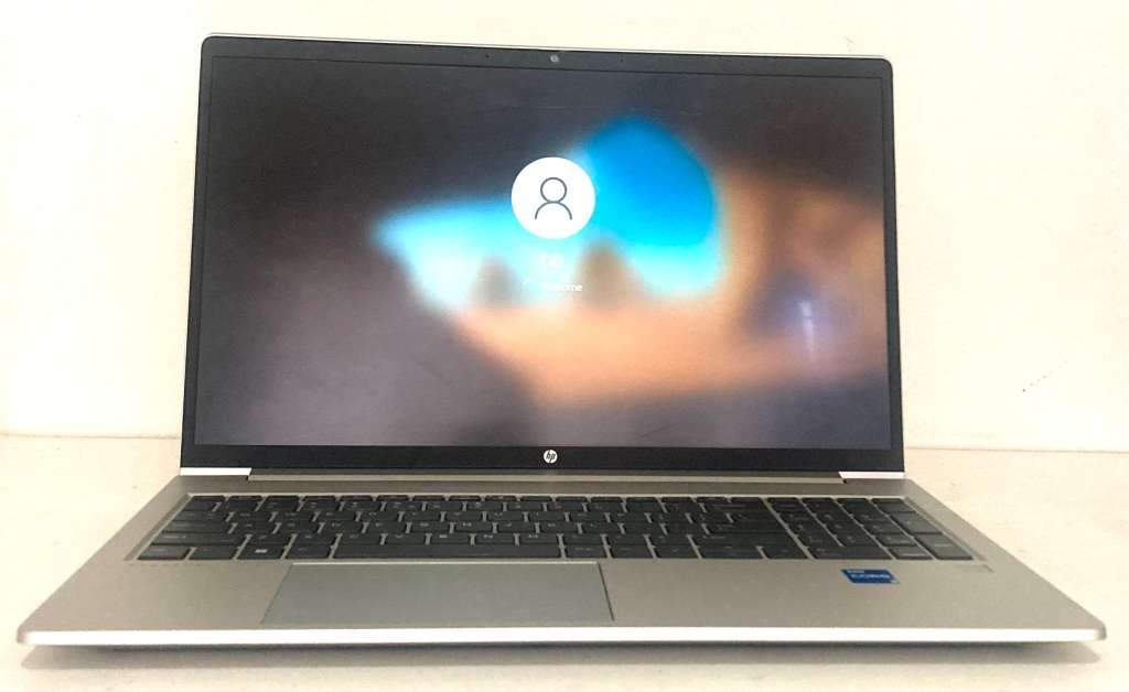 HP ProBook 450 15.6 Inch G10 13th Gen i5 8gb Ram 512gb SSd Excellent Working Condition