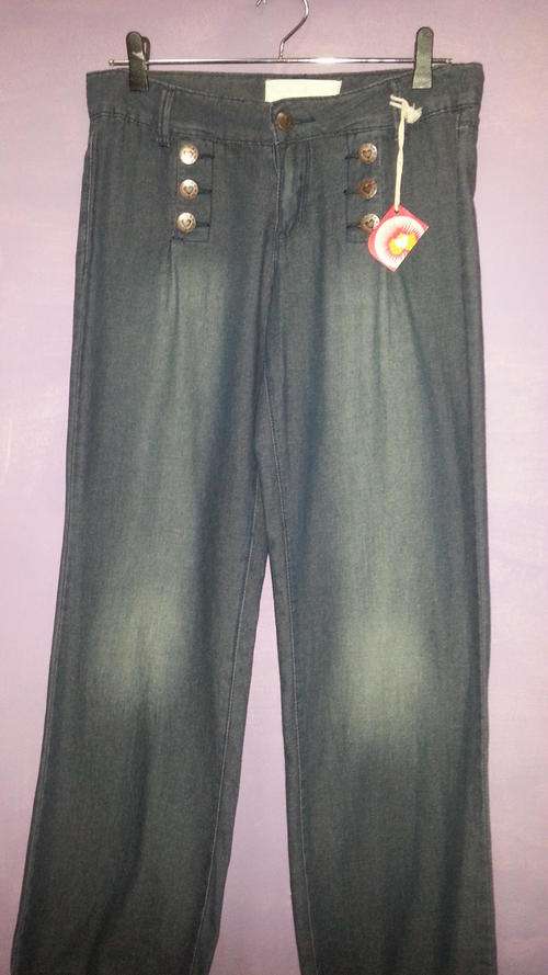 Ladies denim size 32
