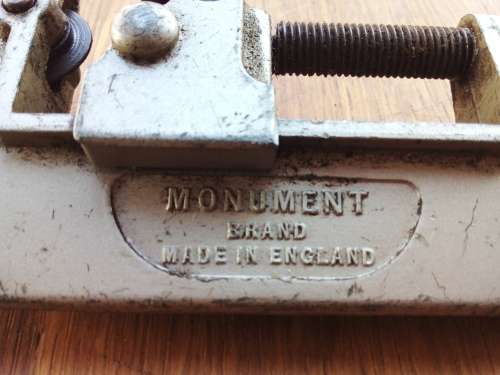 Vintage Monument Pipe cutter. Good condition. Made in England.