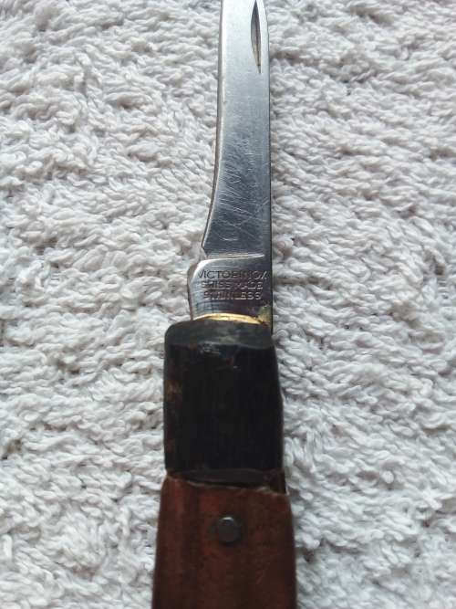 Vintage folding knife. Victorinox. wooden handle, Maybe restored by someone?