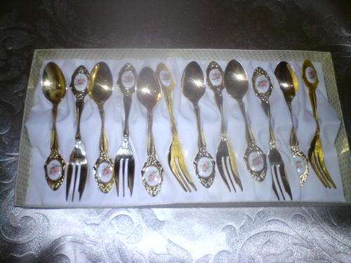 Boxed Set of 6 Plated Tea Spoons & 6 Cake Forks