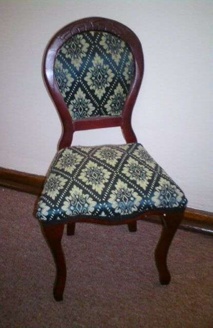 Travelers Sampler Chair ( Ideal for Doll or Teddy Bear)