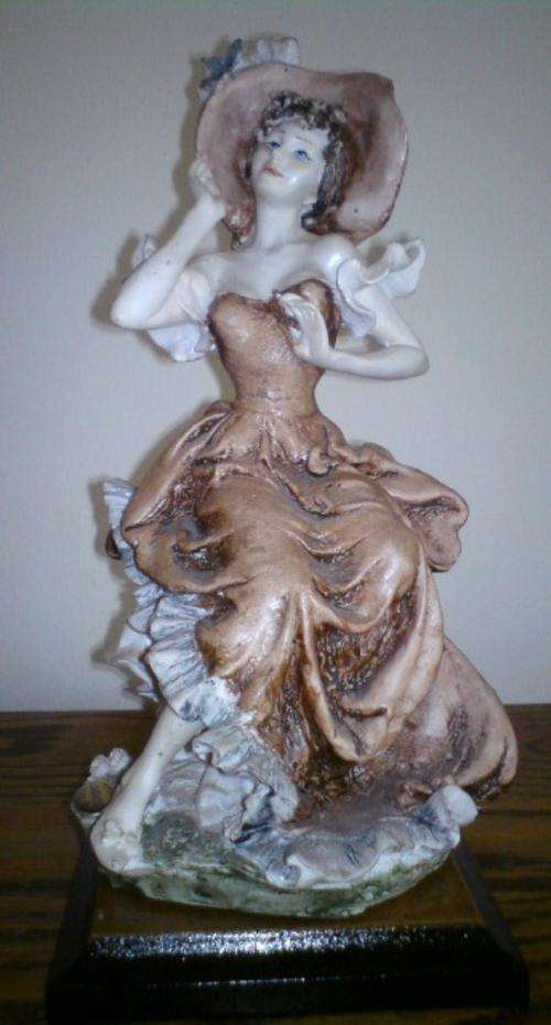 Lady Figurine made from Resin - Height 24cm