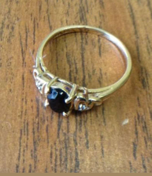 10k gold ring with black onyx and diamond accent