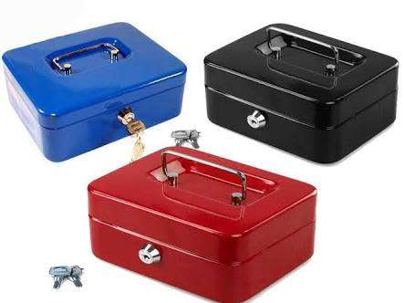 METAL CASH BOX.